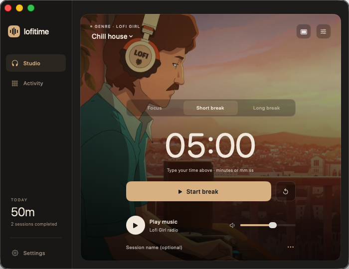 Lofitime’s studio in the Candlelight theme, with a five-minute break timer, Chill house livestream, and music controls.